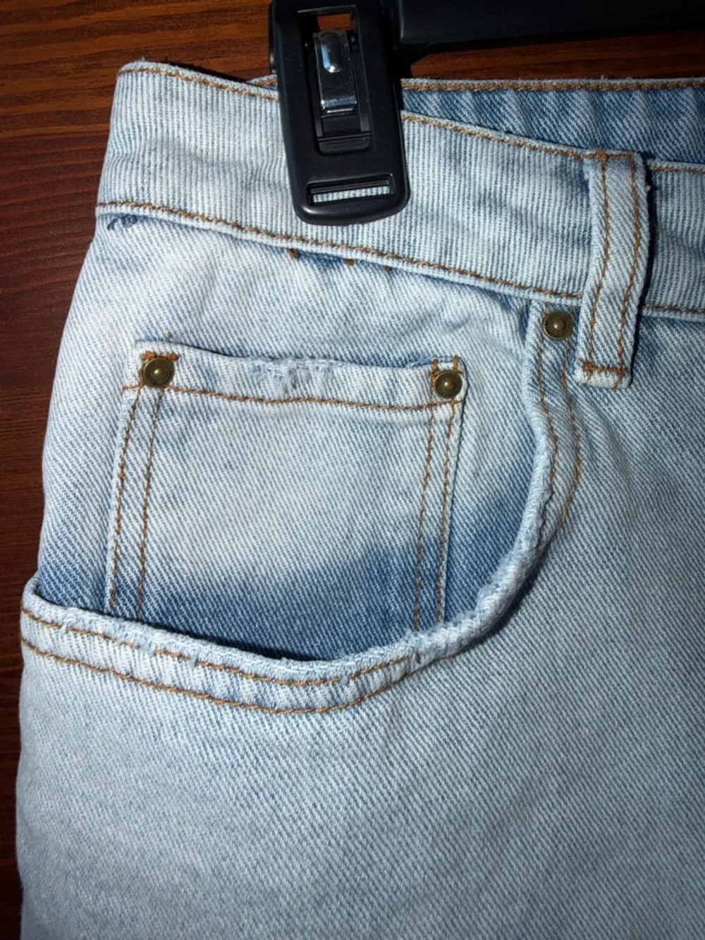 Billabong classic button